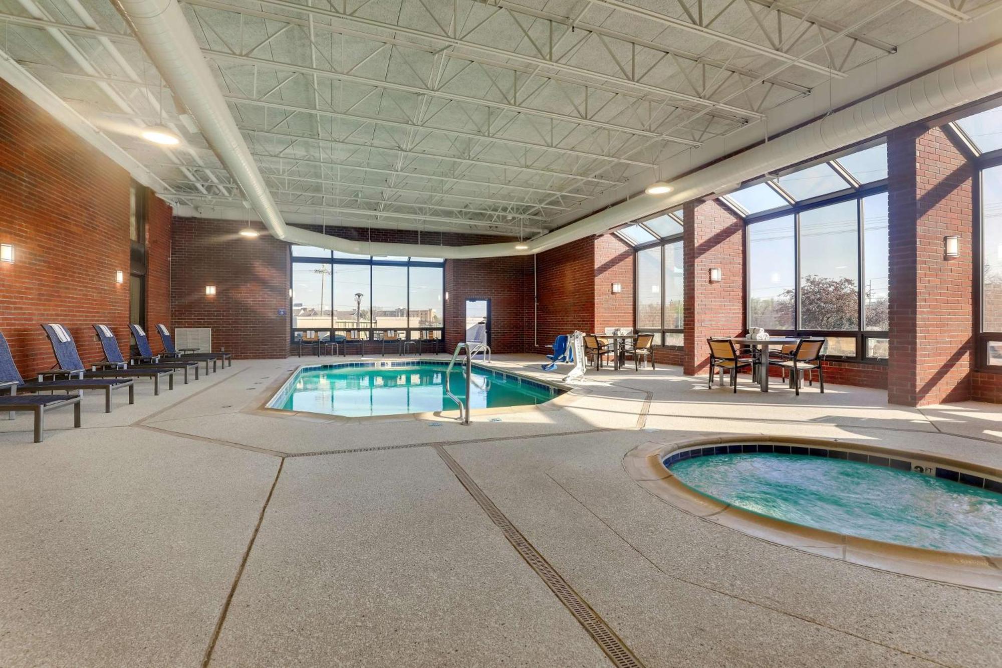 Hotel Drury 3*
