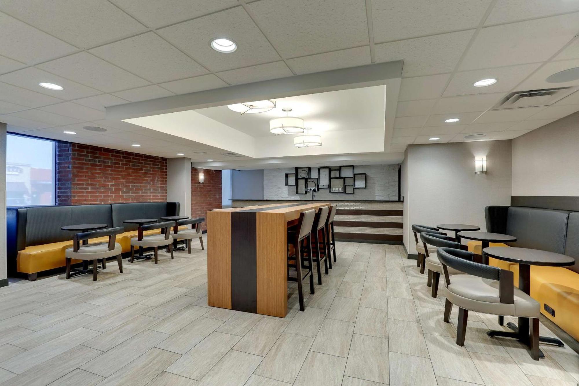 Hotel Drury
