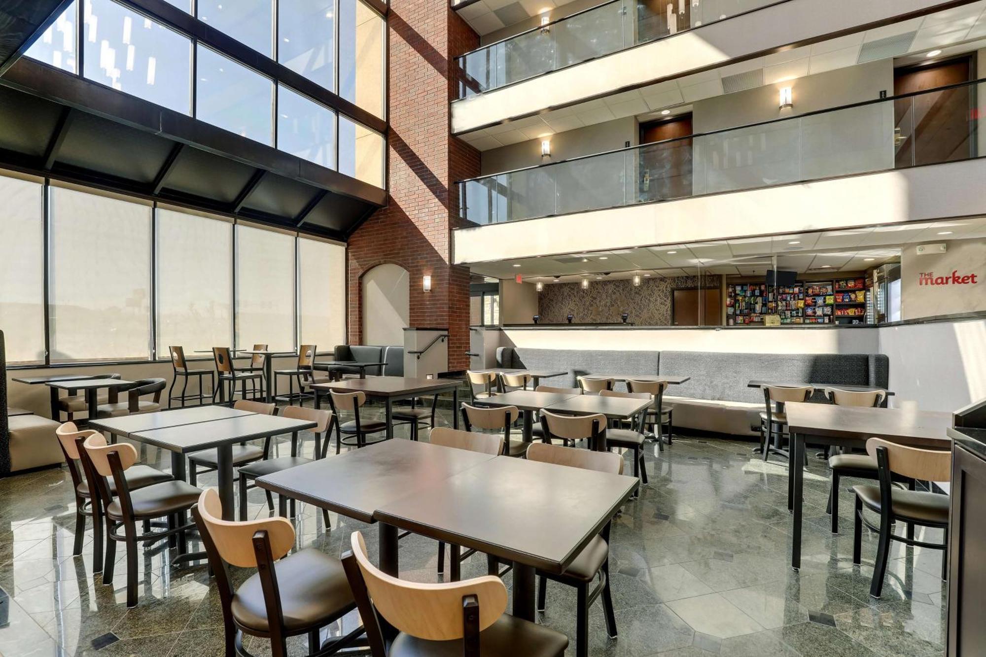 Hotel Drury 3*