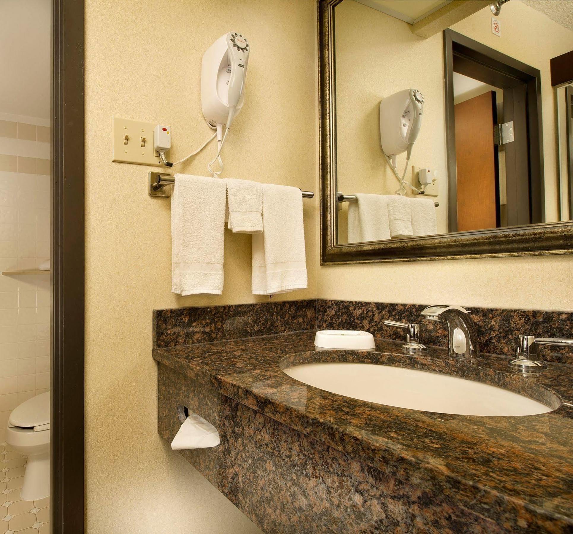 Hotel Drury Paducah